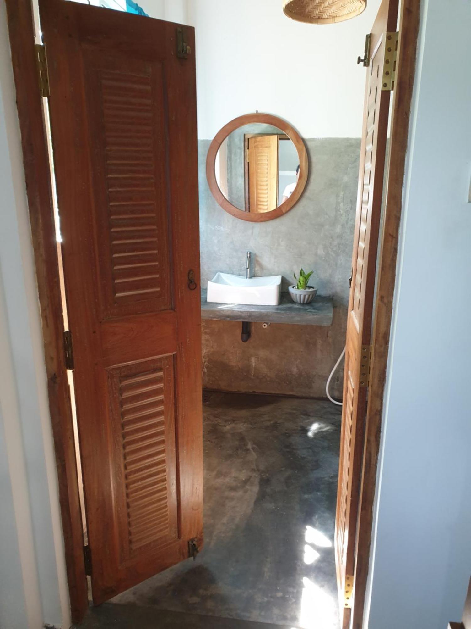 Julianu Hotel แทนกาลเล ภายนอก รูปภาพ