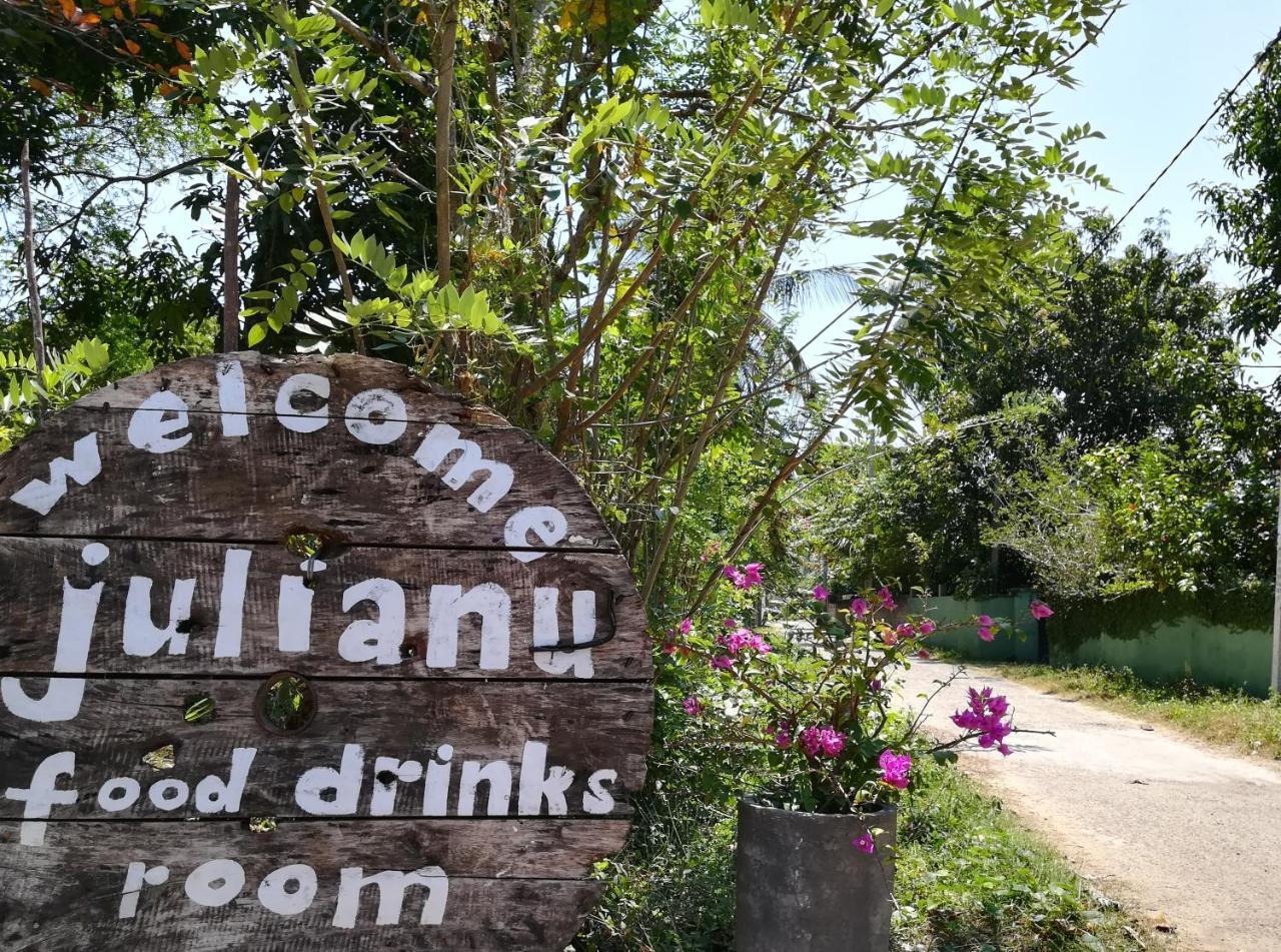 Julianu Hotel แทนกาลเล ภายนอก รูปภาพ